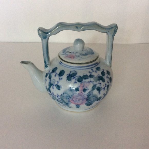 Vintage Chinese hand pa Porcelain teapot small handled marked eb - Picture 1 of 12